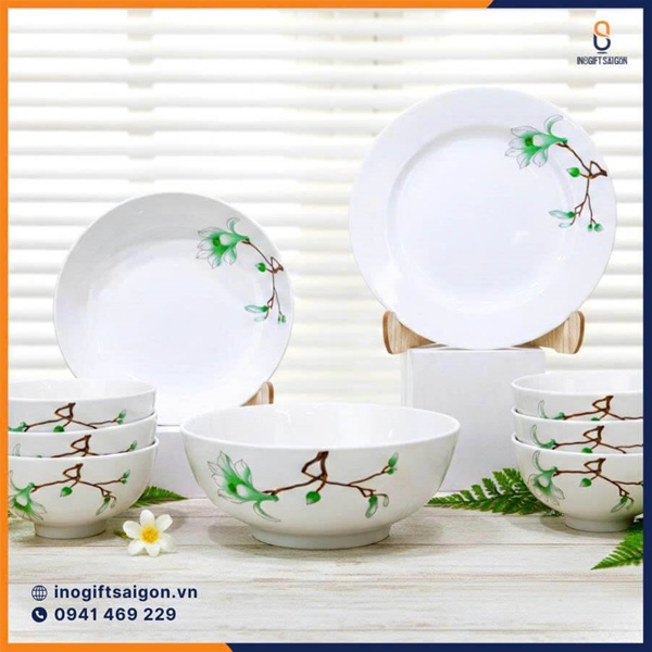 Bộ bàn ăn họa tiết hoa ly số lượng lớn, giá tốt