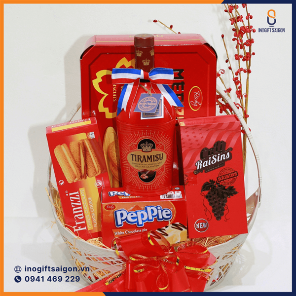 Giỏ quà Tết 300k màu đỏ