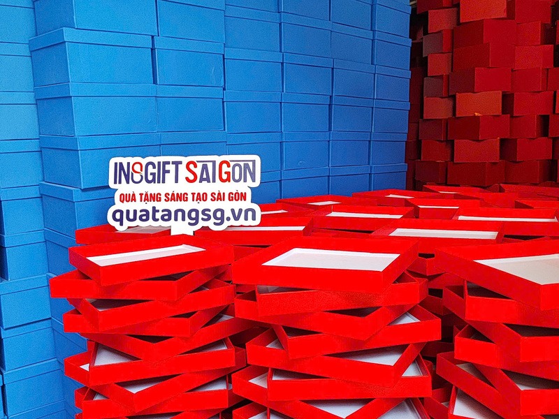Sản xuất hộp quà tặng tại Inogift Sài Gòn